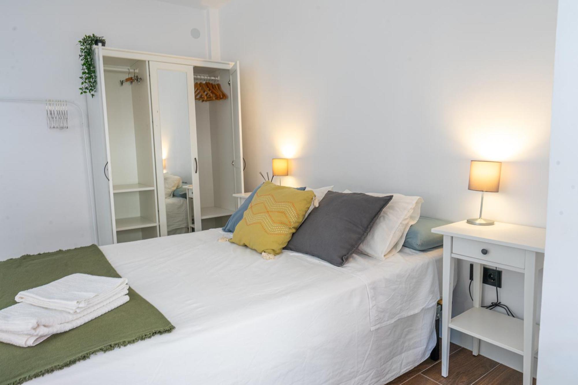Apartamentosdnord Reus Esterno foto