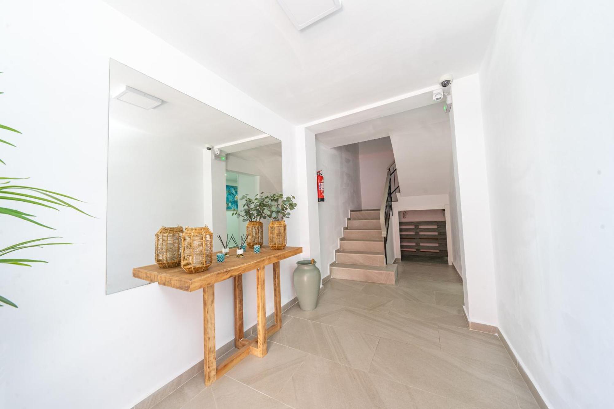 Apartamentosdnord Reus Esterno foto
